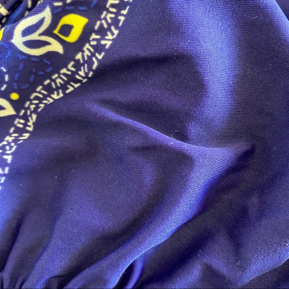 Athleta Bikini Top Size 34 B/C - Picture 5 of 5